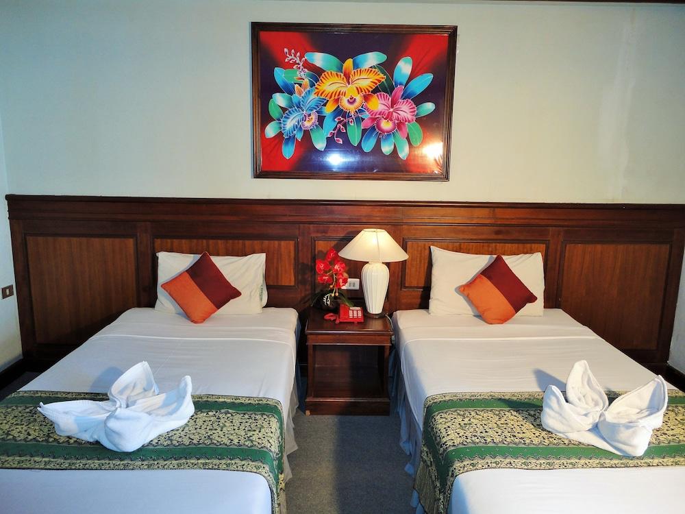 La Moon At Phuket - Sha Extra Plus Luaran gambar
